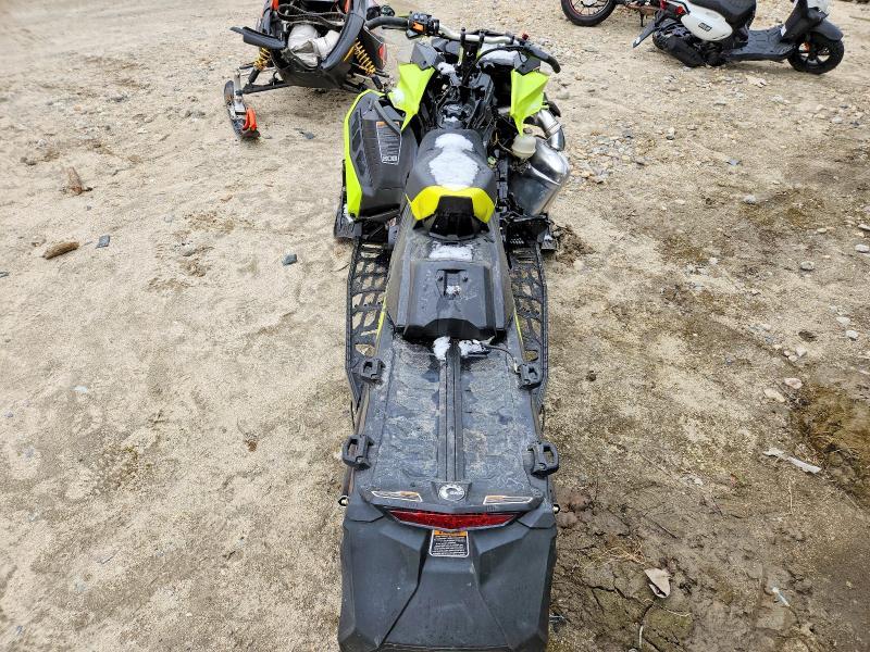 2020 Skidoo Snowmobile