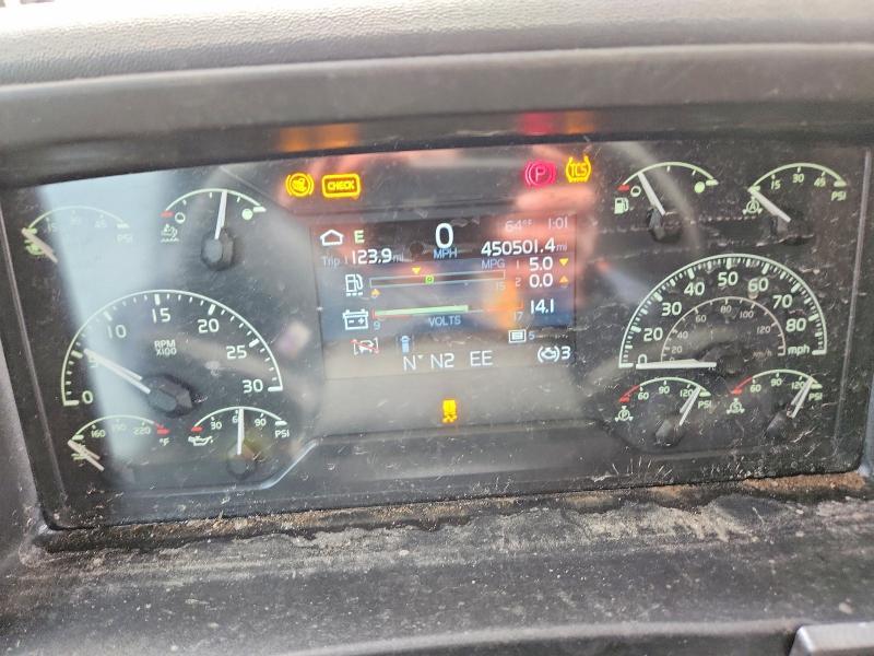 2022 Volvo VNL Semi Truck