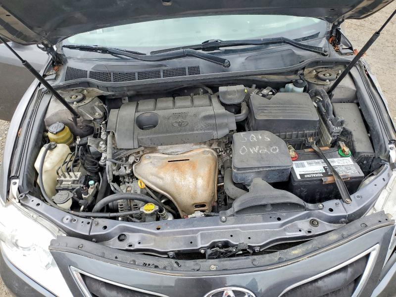 2011 Toyota Camry le