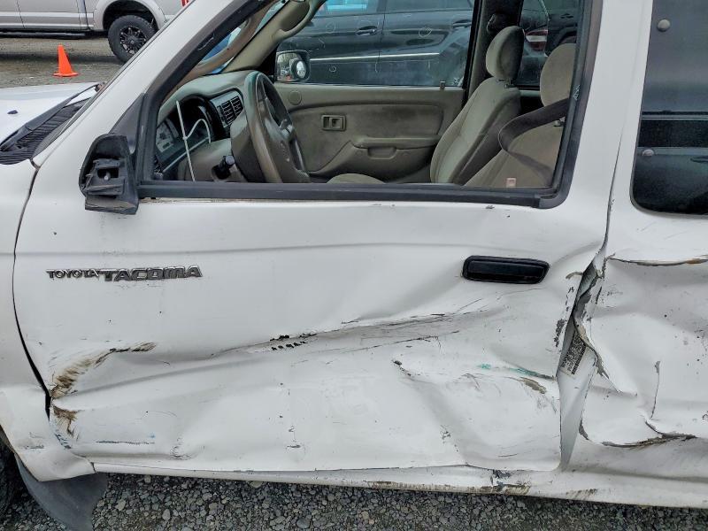 2003 Toyota Tacoma Base
