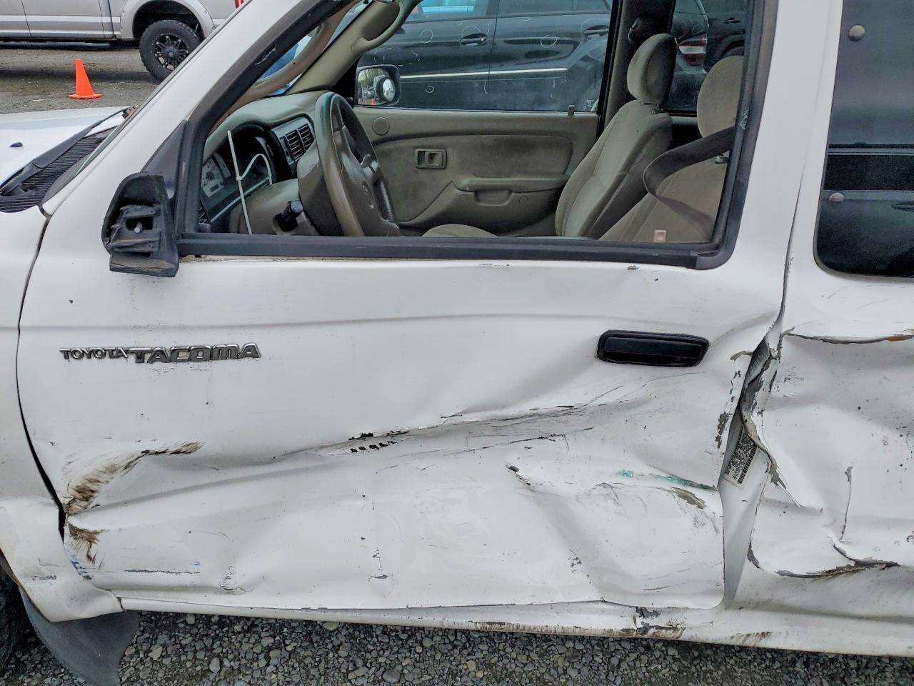 2003 Toyota Tacoma Base