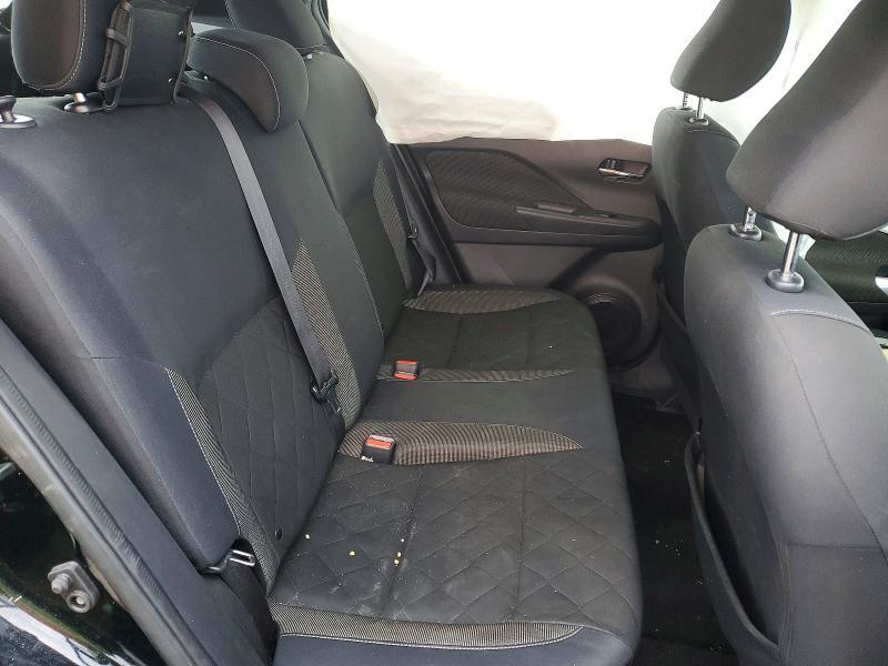 2019 Nissan Kicks sv