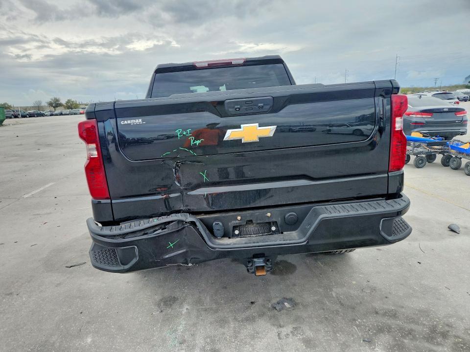2022 Chevrolet Silverado C1500 Custom