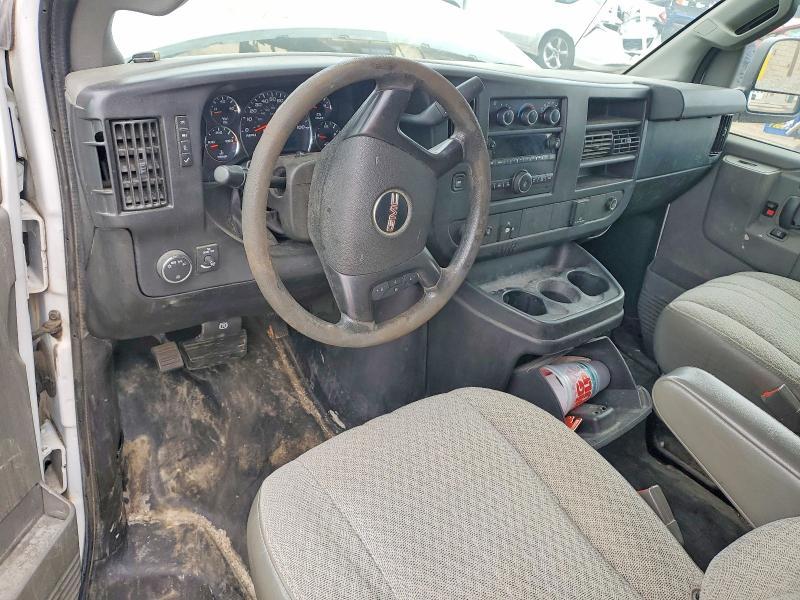 2016 GMC Savana G3500 Utility / Service van