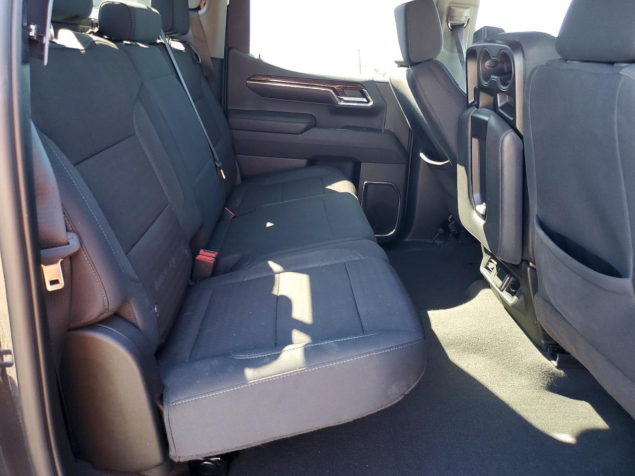 2024 GMC Sierra K1500 SLE