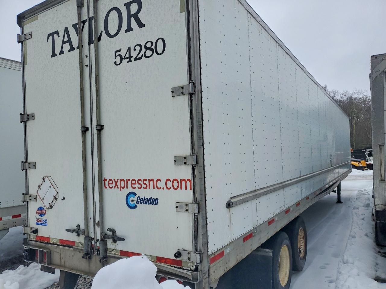 2012 Utility VS2DX DRY Van Trailer