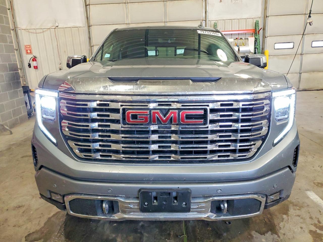 2025 GMC Sierra K1500 Denali