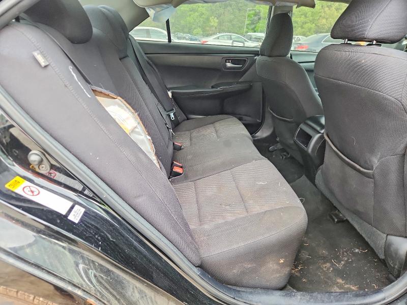 2017 Toyota Camry Hybrid le