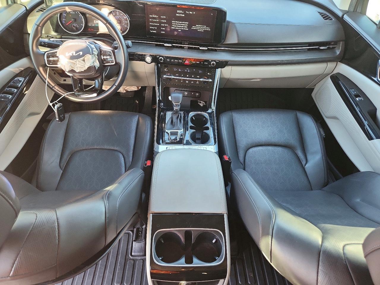 2023 KIA Carnival ex