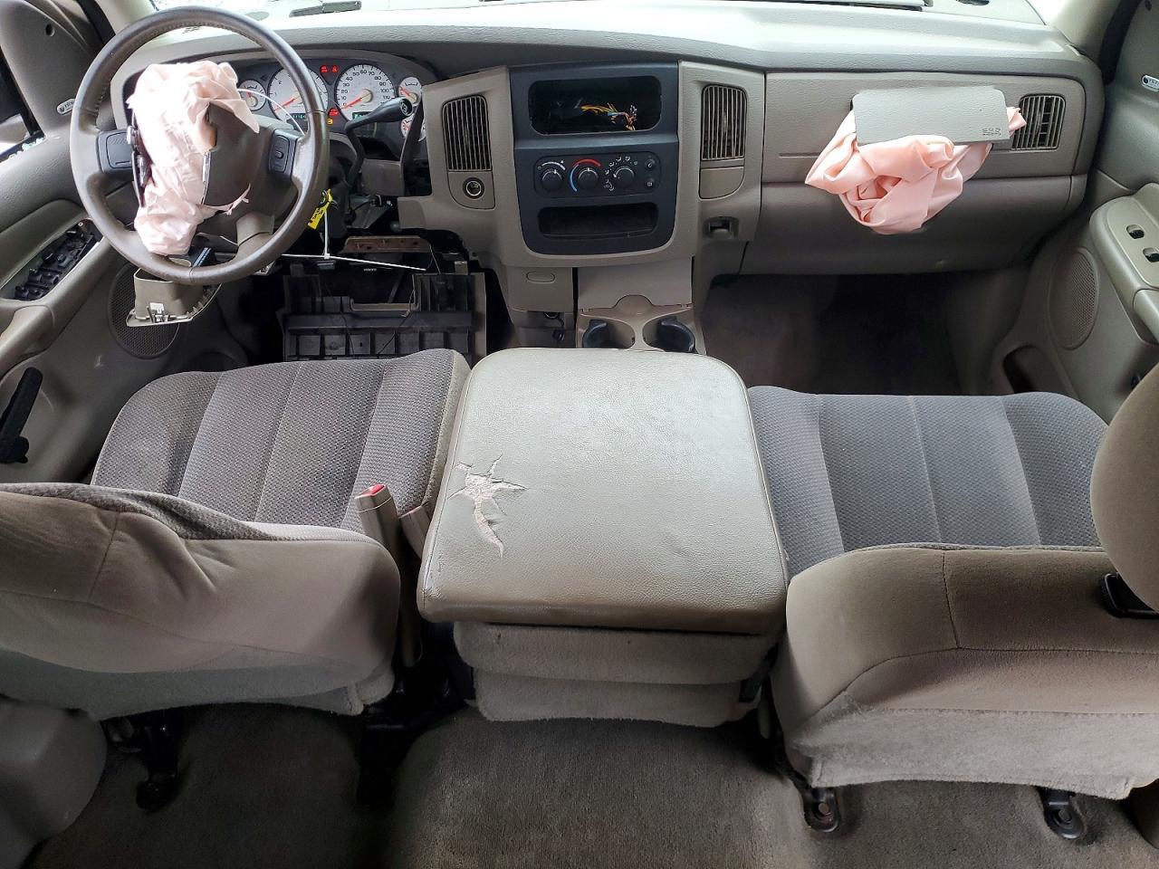 2004 Dodge RAM 1500 ST