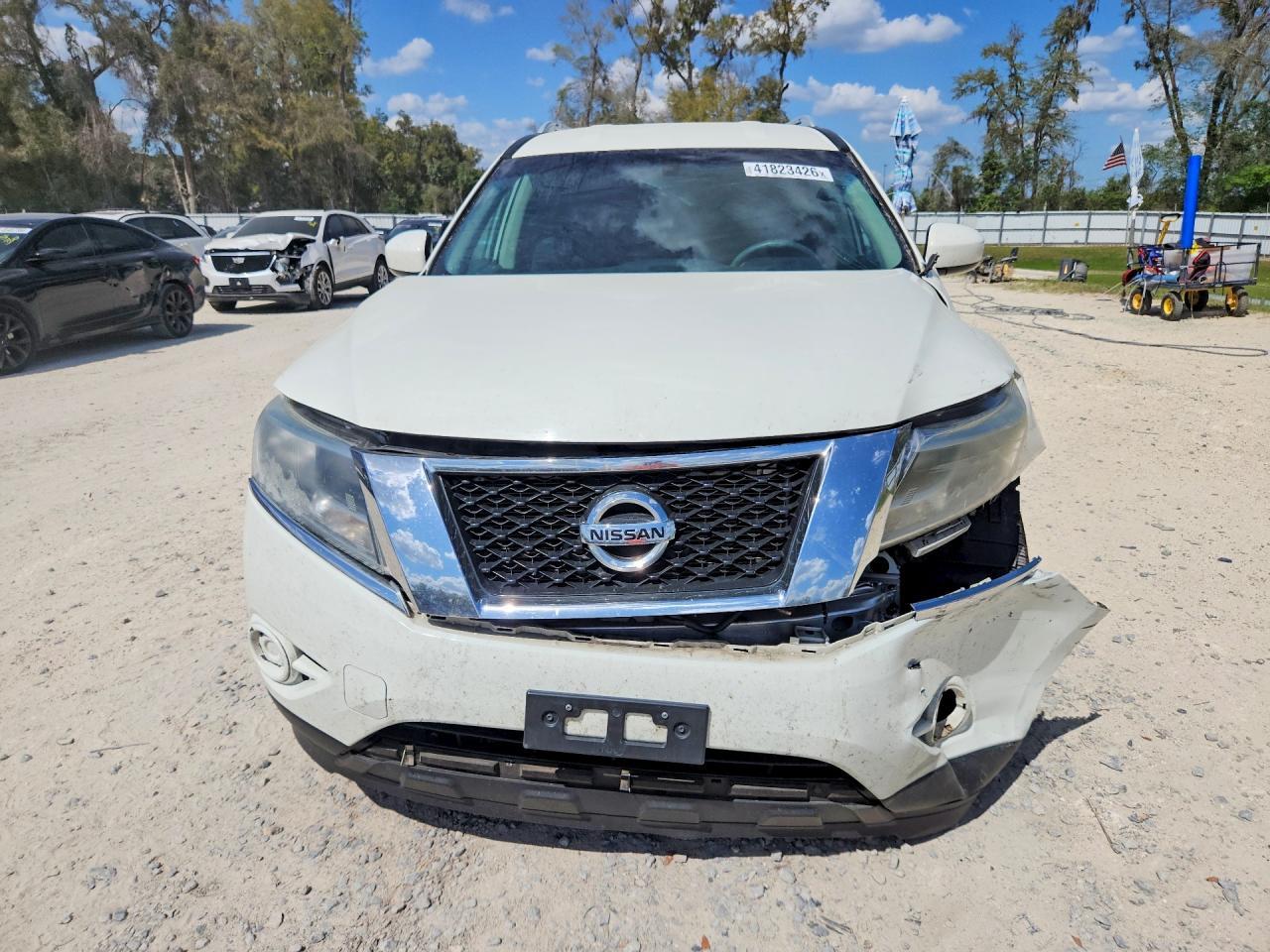 2016 Nissan Pathfinder s