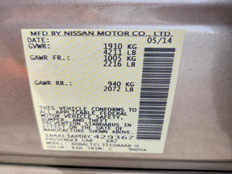 2014 Niss Altima 2.5 sv