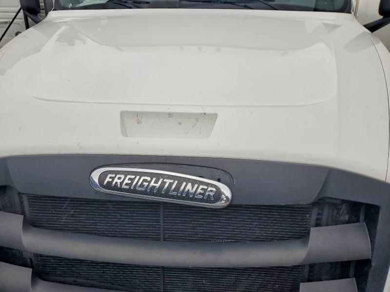 2019 Freigliner 2019 Freightliner Cascadia 126 Semi Truck