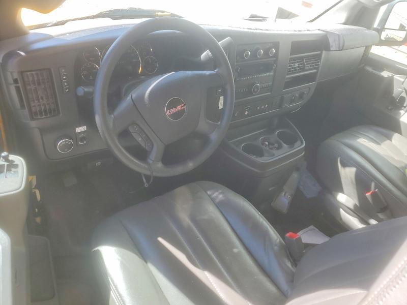 2021 GMC Savana BOX Truck