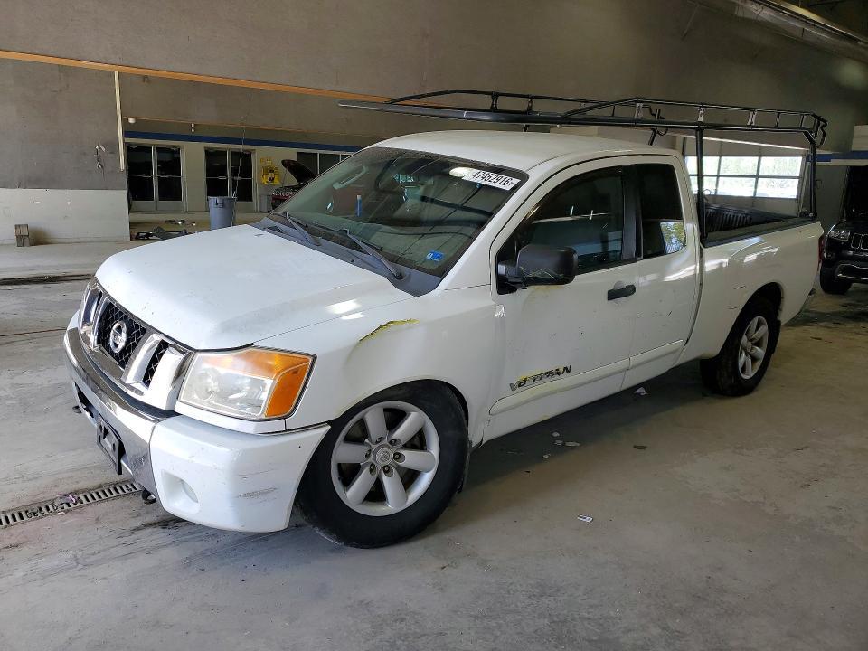 2011 Nissan Titan SV