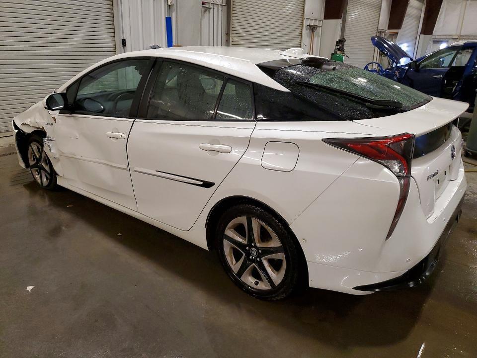 2016 Toyota Prius Four Touring