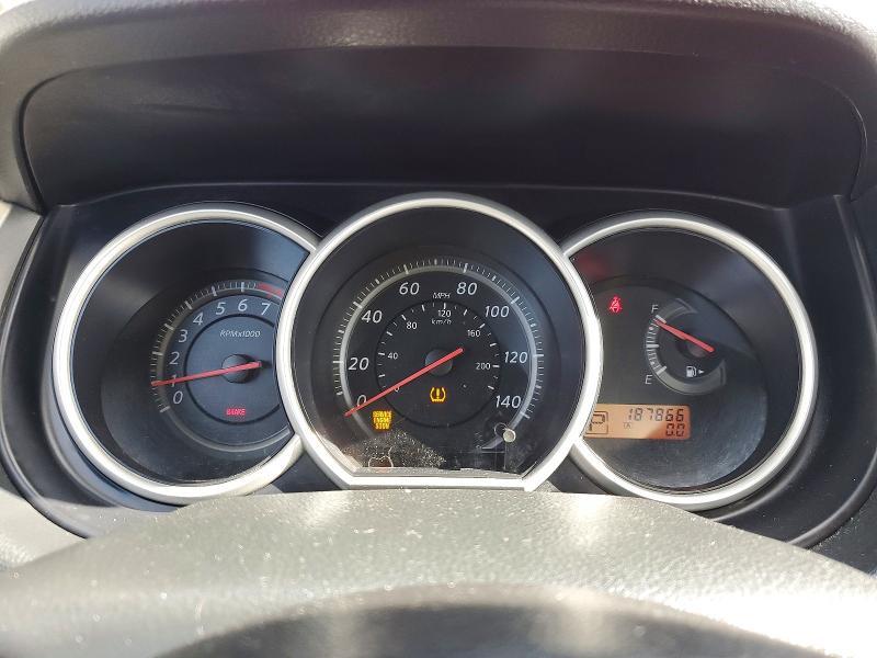 2010 Nissan Versa 1.8 s