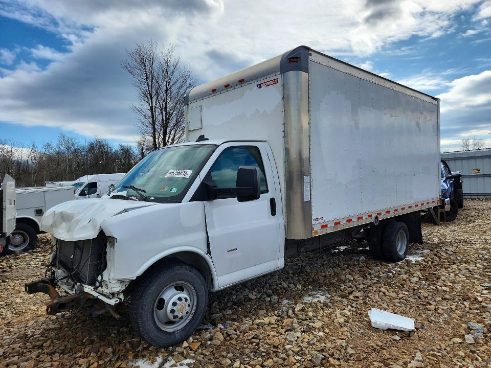 2019 Chevrolet Express BOX Truck