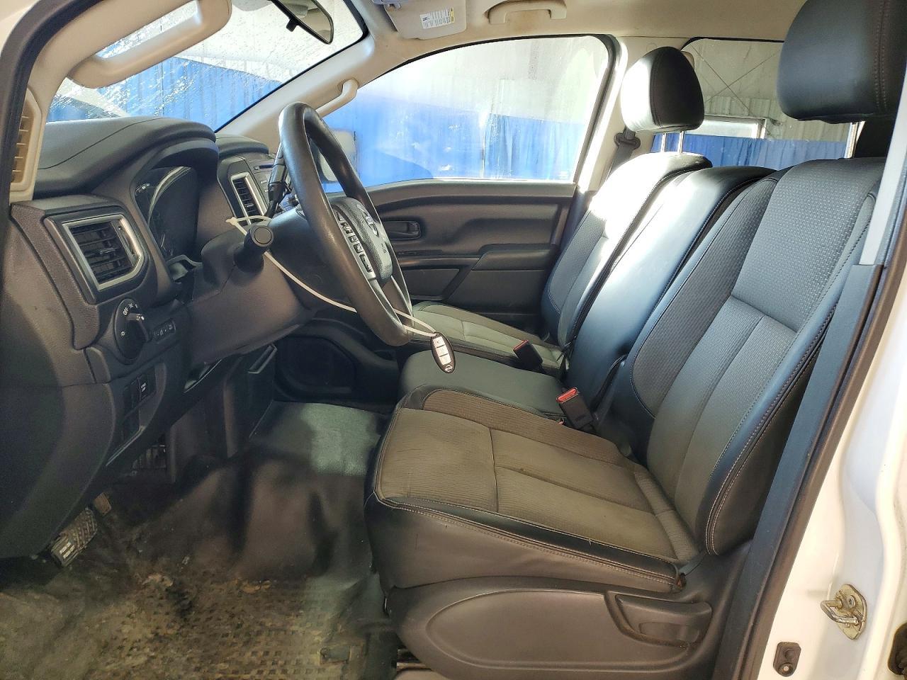2017 Nissan Titan S