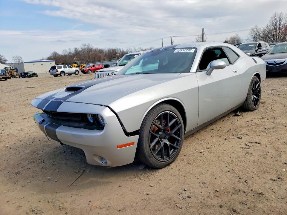 2021 Dodge Challenger r