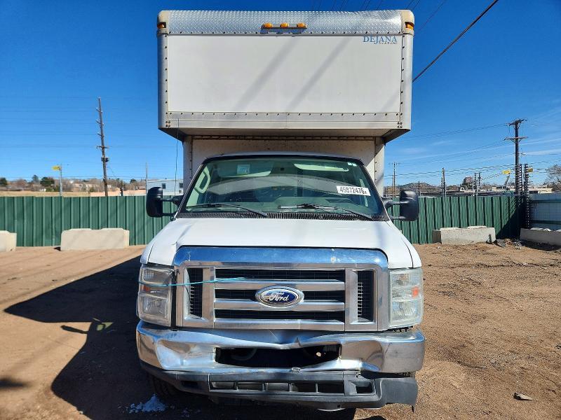 2014 Ford E450 box Truck