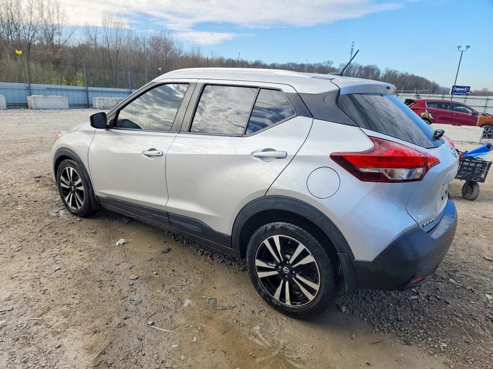 2018 Nissan Kicks sv