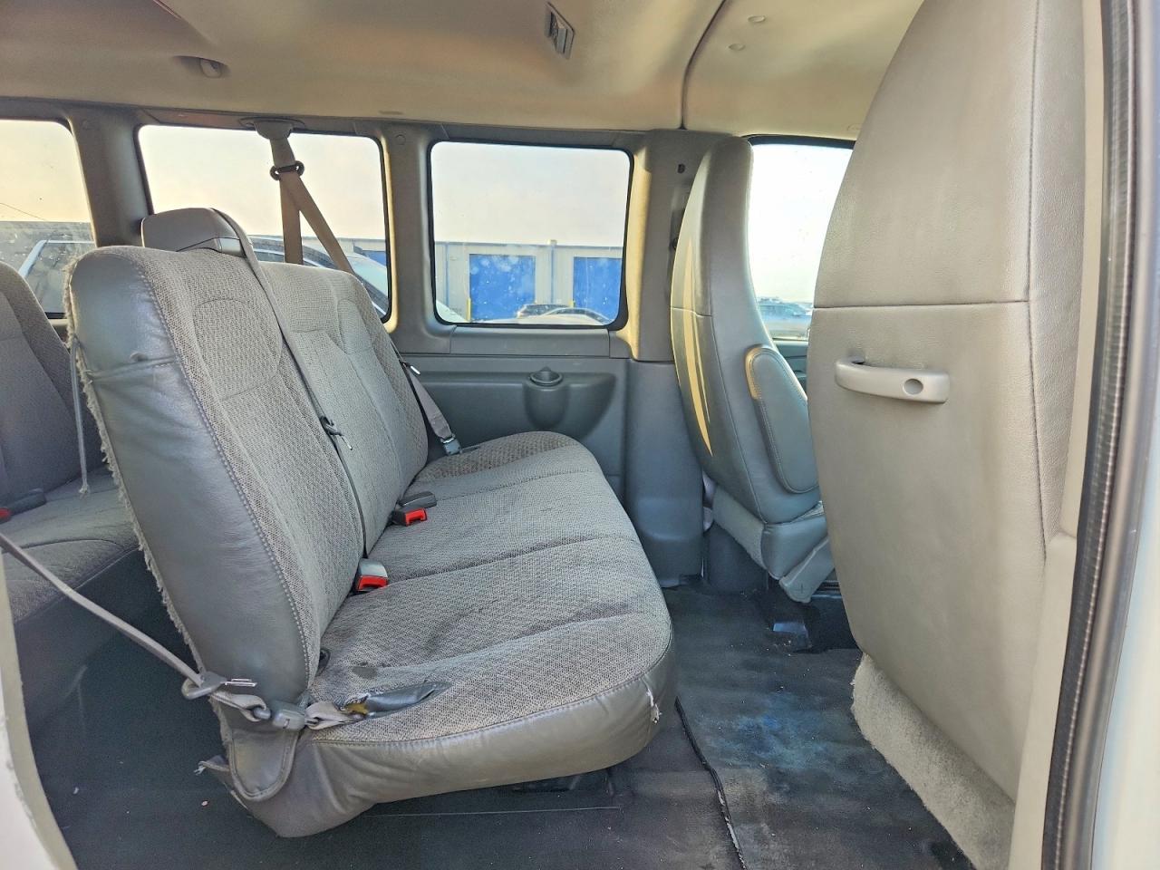 2011 Chevrolet Express G3500 LT
