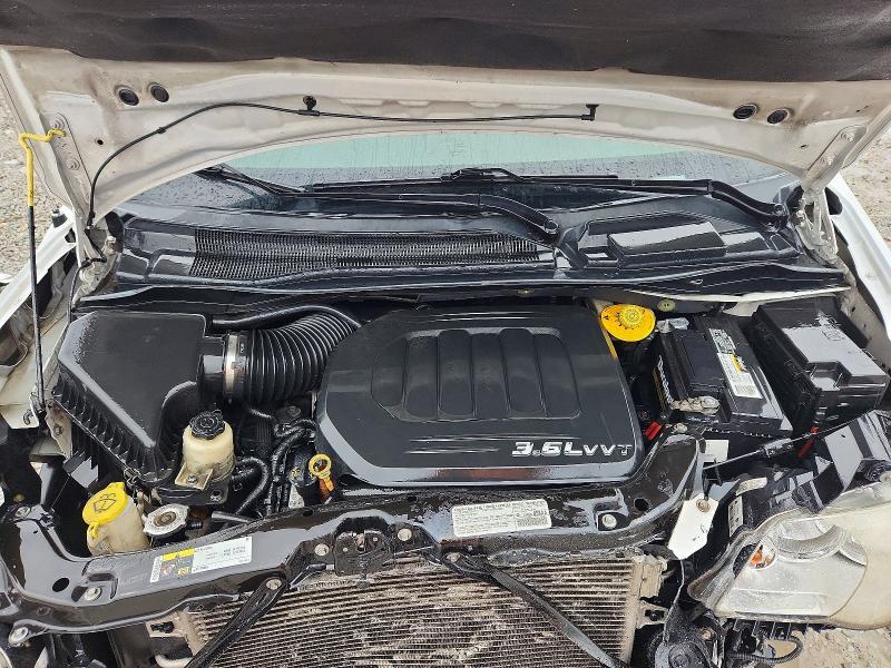 2014 Chrysler Town & Country Touring