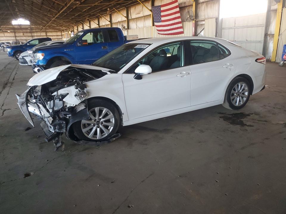 2019 Toyota Camry le