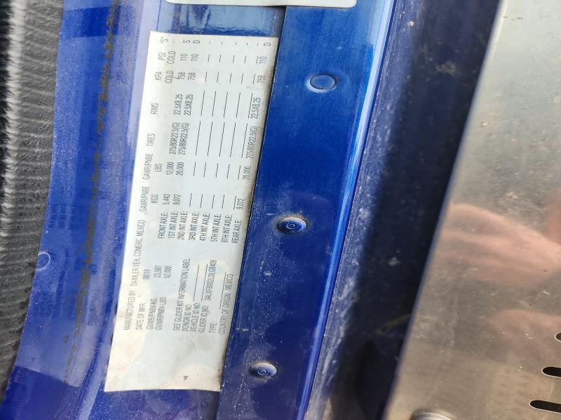 2020 Freightliner Coronado Semi Truck