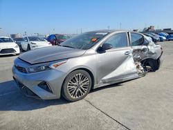 KIA Vehiculos salvage en venta: 2023 KIA Forte gt Line
