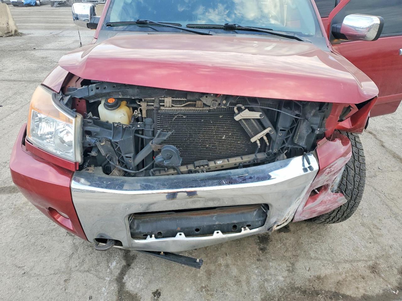 2015 Nissan Titan SL