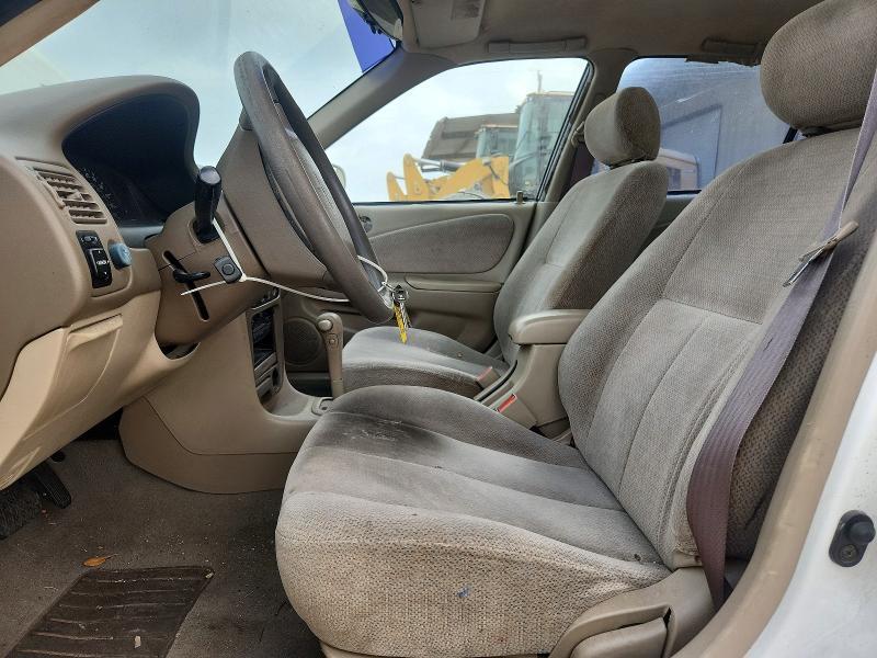 2002 Toyota Corolla le