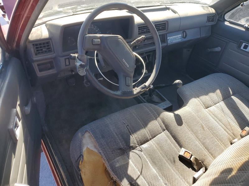 1987 Toyota Pickup Deluxe