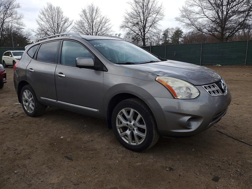 2012 Nissan Rogue s