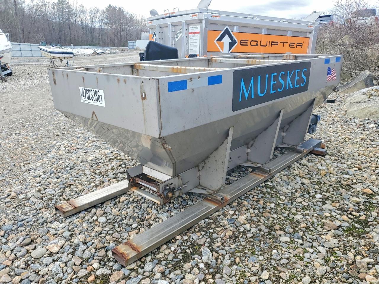 2023 Urwi 2023 Swenson Spreader