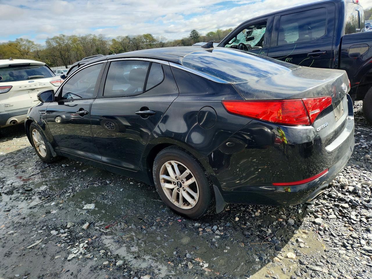 2011 KIA Optima lx