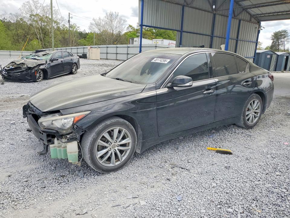 2015 Infiniti Q50 Base
