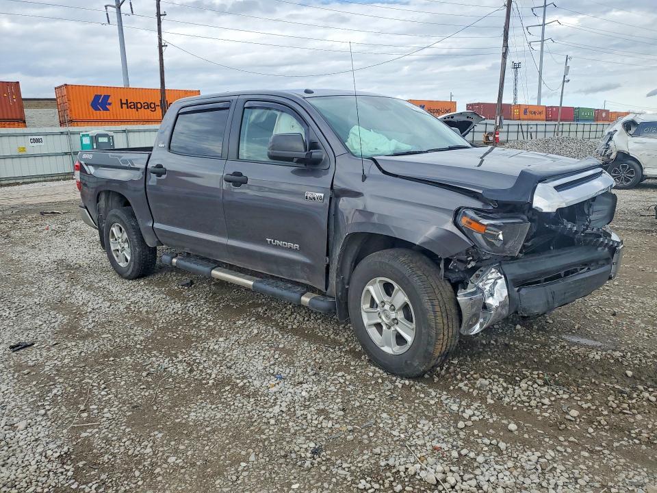 2018 Toyota Tundra SR5