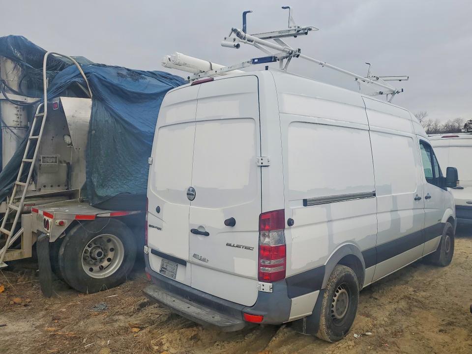 2014 Freightliner Sprinter 2500 Utility / Service van