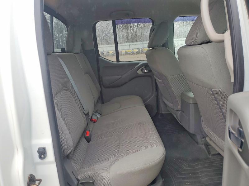 2016 Nissan Frontier S