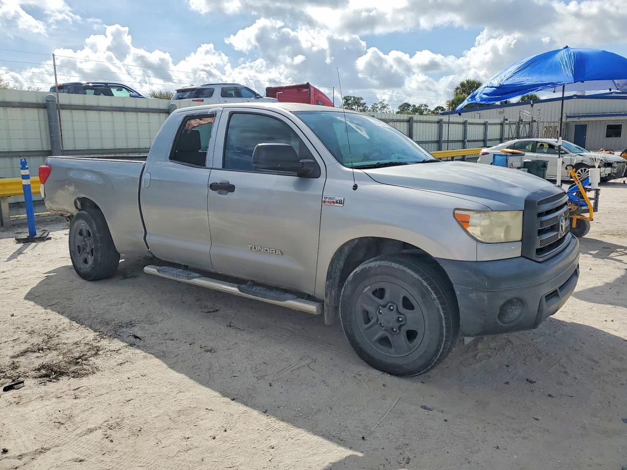2011 Toyota Tundra Grade