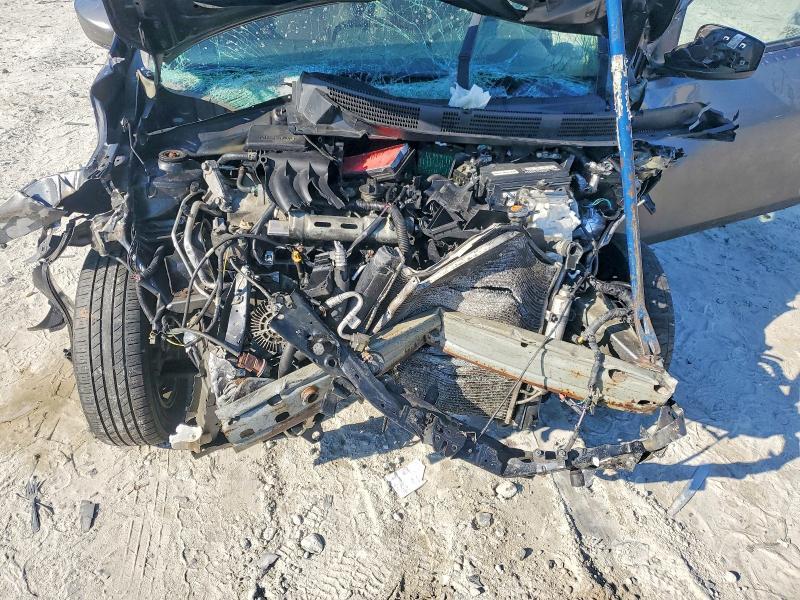 2018 Nissan Versa sv