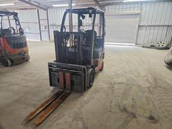 Toyt Vehiculos salvage en venta: 2015 Toyt Forklift