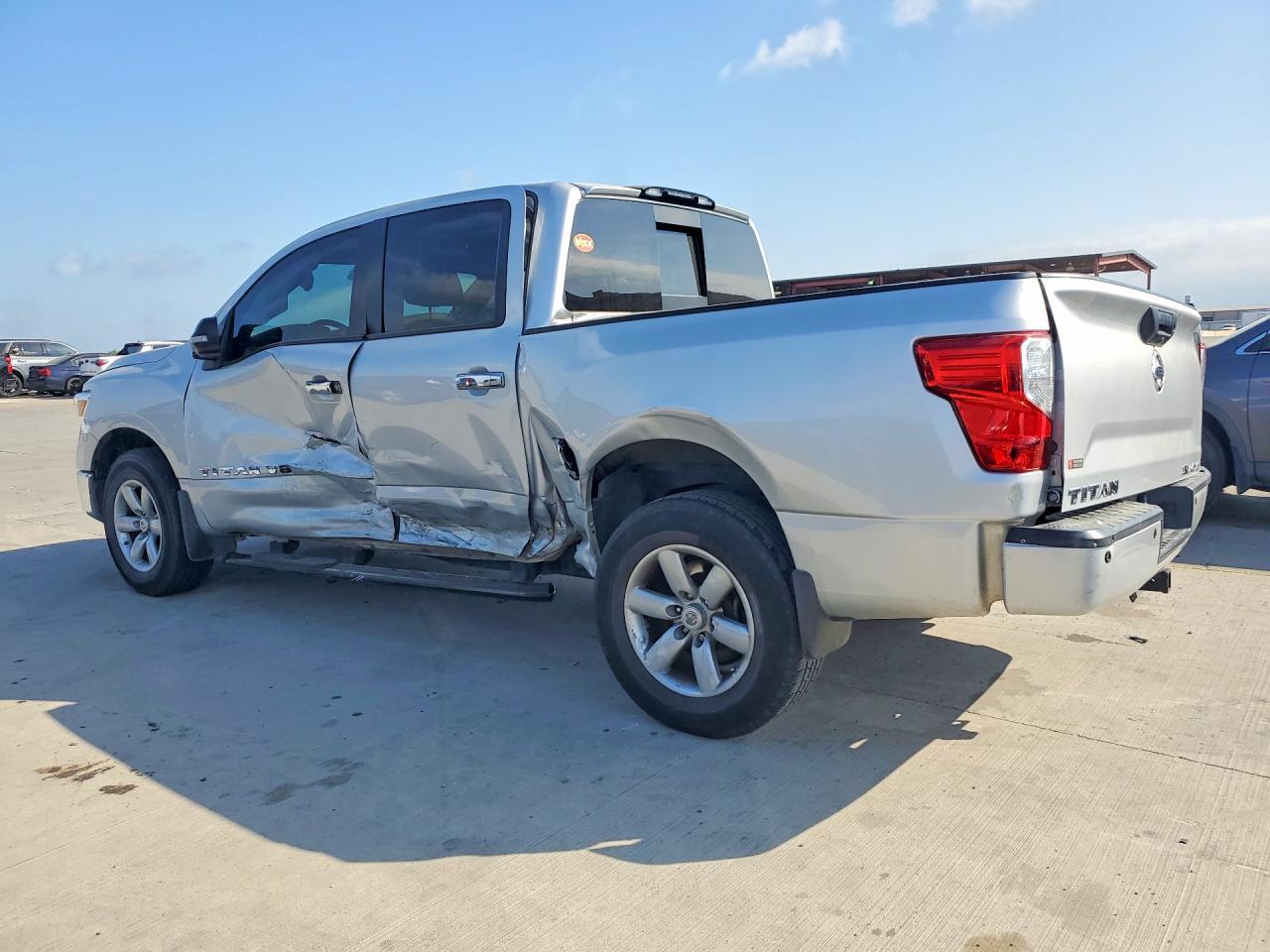 2018 Nissan Titan SV