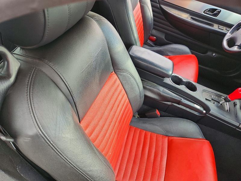 2003 Ford Thunderbird