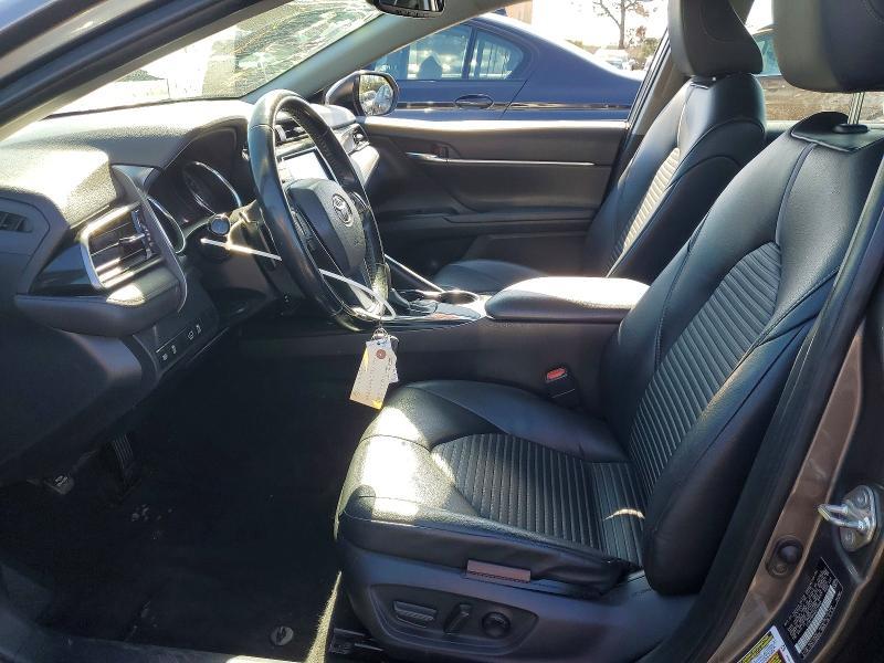 2019 Toyota Camry se