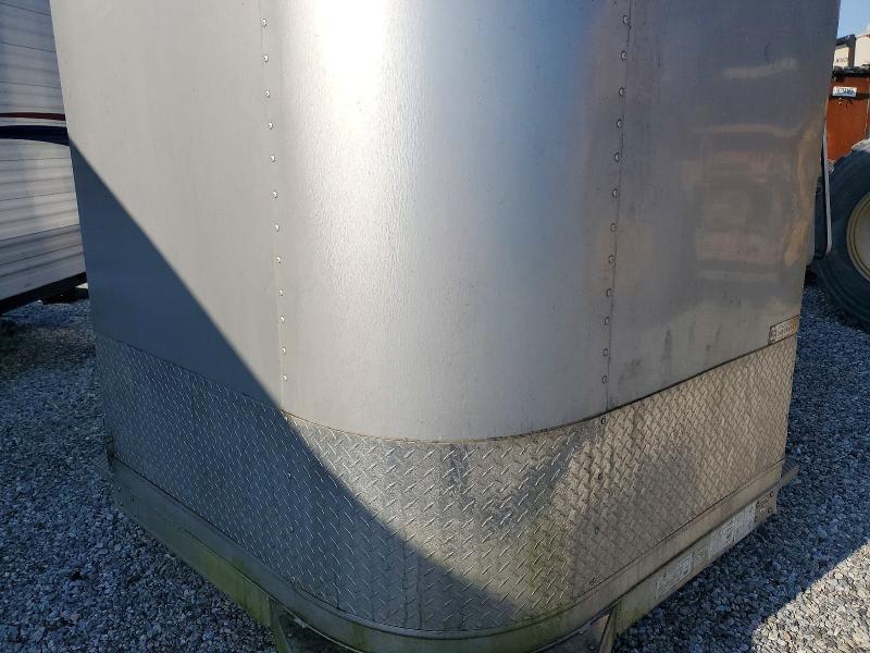 2018 Exxiss 2005 Universal Exiss Express 2H bp Horse Trailer