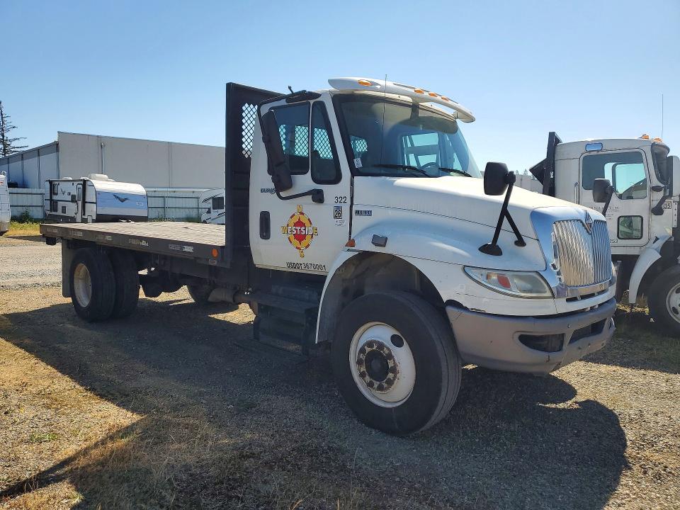 2014 International 4300 Flatbed Truck