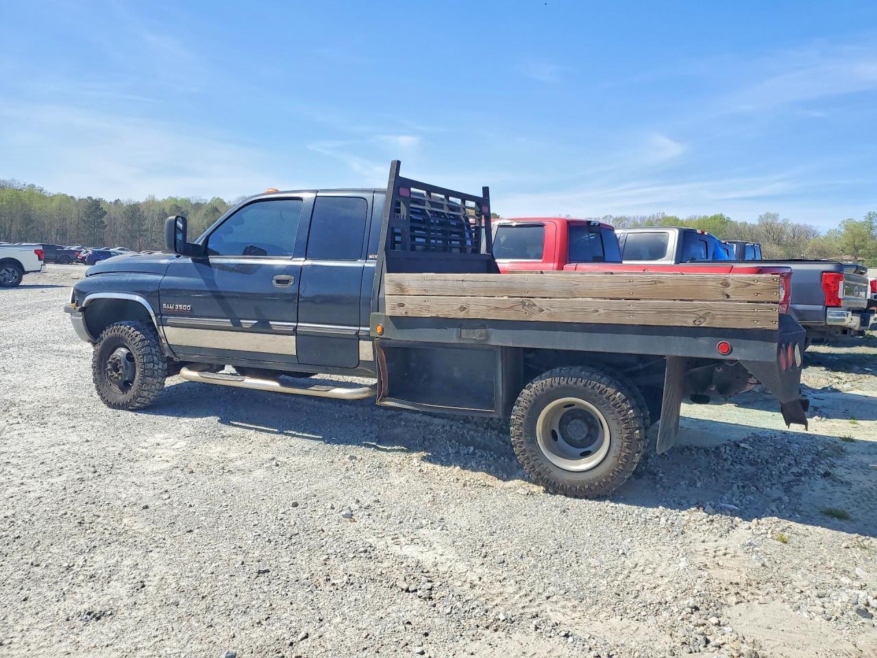 1999 Dodge RAM 3500 Flatbed Truck